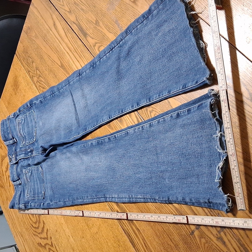AMERICAN EAGLE Jeans Womens 4 BLUE FLARED Stretch Flare Bell Used HIGH RISE